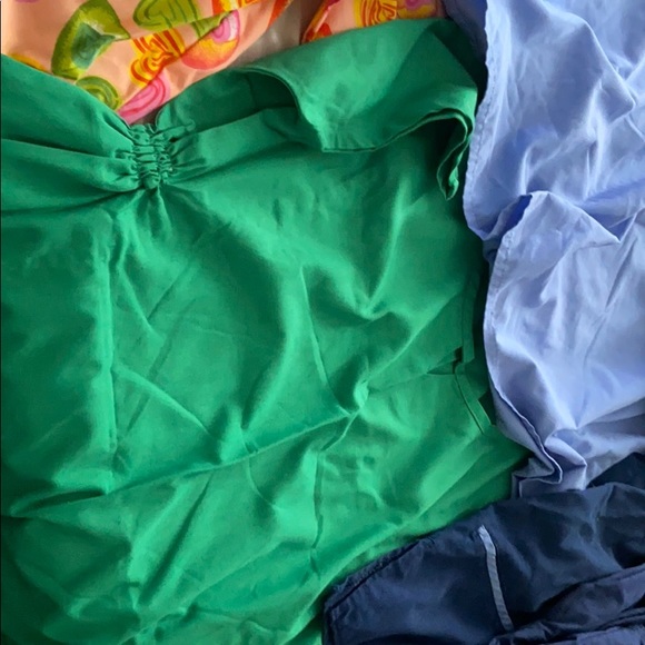 Scrub tops different colors - Picture 6 of 6